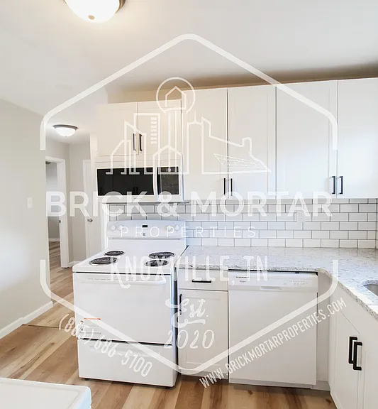 513 S Cedar St — Photo 6