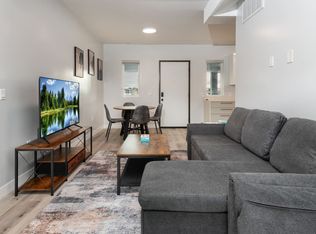 9033 Wilshire Blvd #ID1042982P, Beverly Hills, CA 90211
