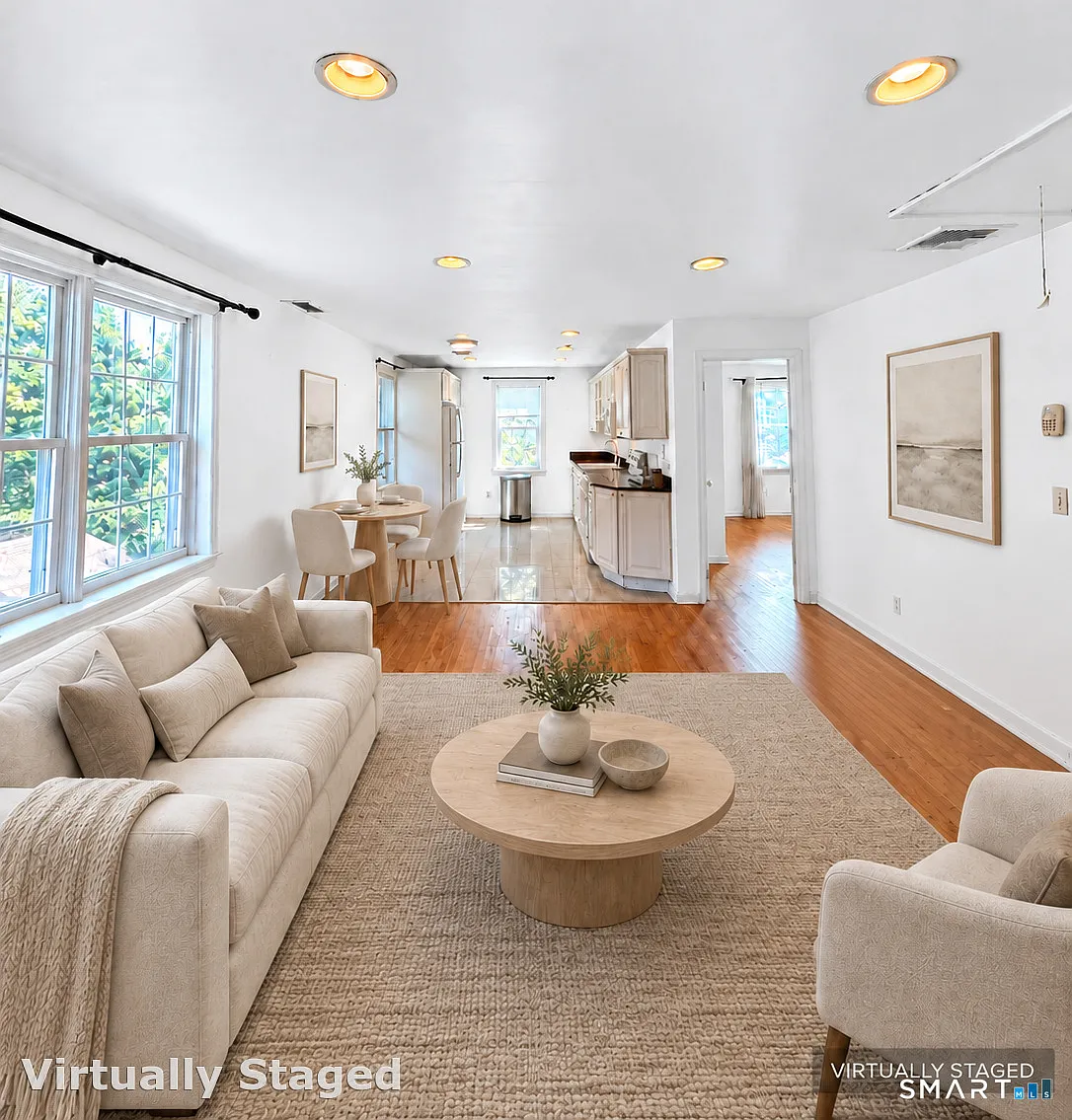 3 bed, 1.0 bath, 1196 sqft, $3,750 — Photo 2