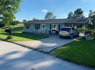 21 Fairway Dr, Hannibal, MO 63401