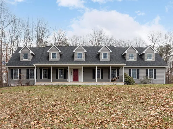 2429 E Side Hwy, Crimora, VA 24431