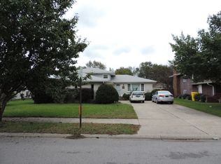 721 N Wiggs St, Griffith, IN 46319