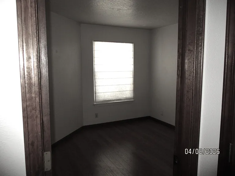 10409 Camino Del Oso NE — Photo 19