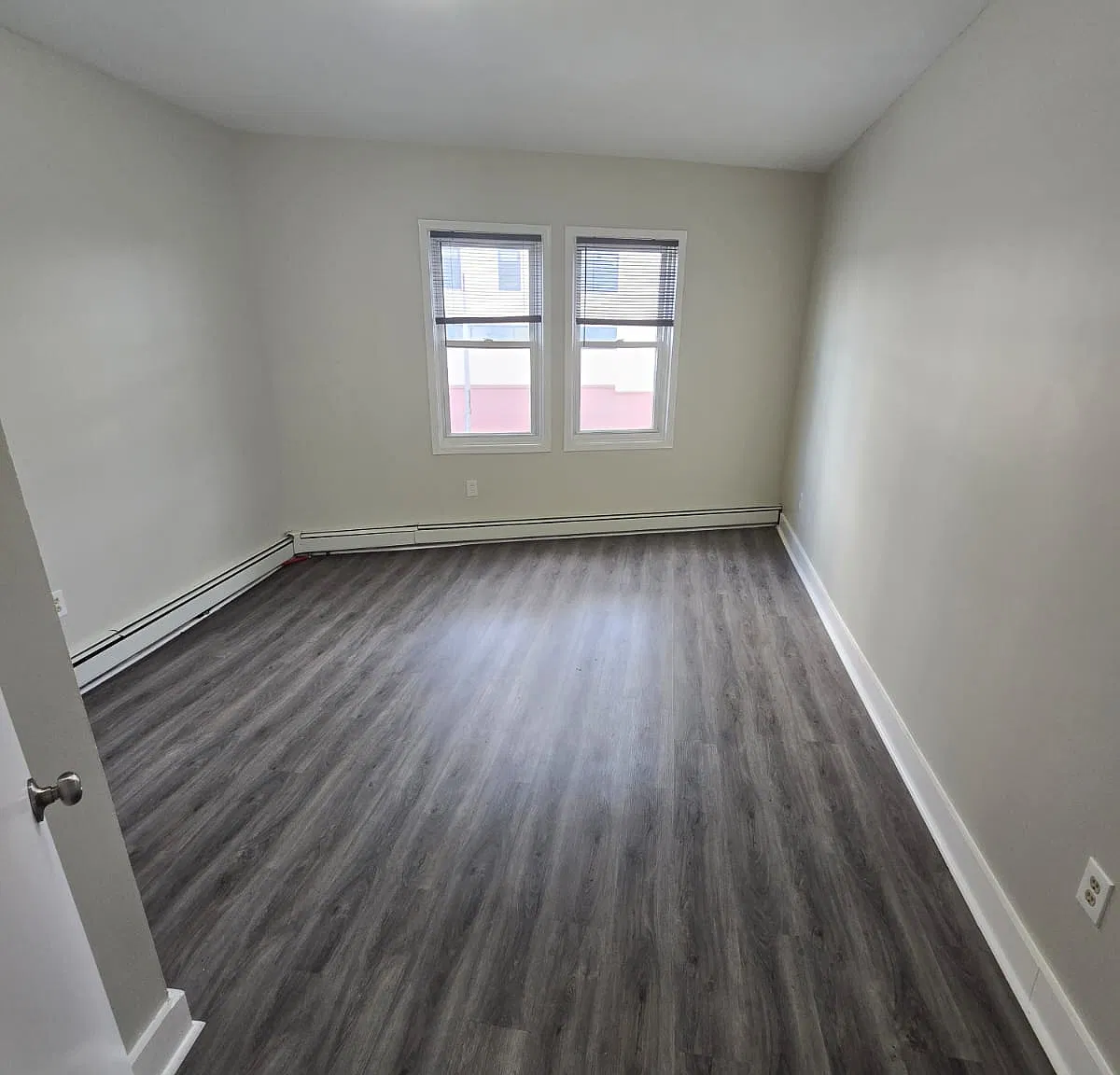 4 bed, 1.5 bath, $2,495 — Photo 4