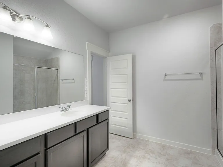 21251 Shore Bluff Dr — Photo 18