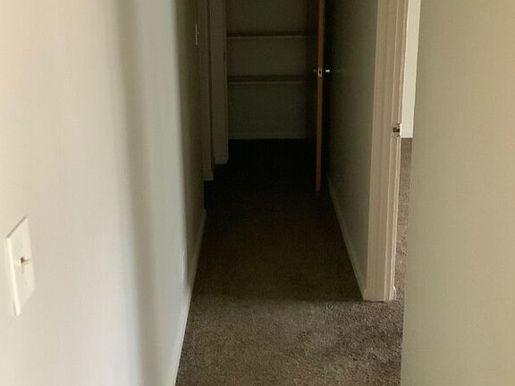 5th image of 1340 Hillcrest Dr #18811020