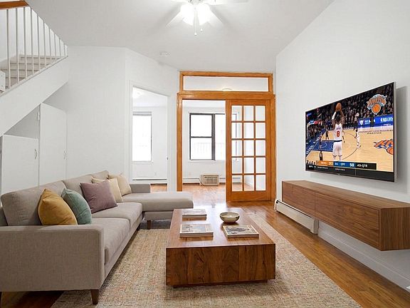 2nd image of 186 Orchard St APT 6RN