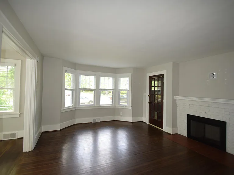 78 Hollywood Ave — Photo 7
