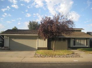 2221 Ridgeway Dr, Ceres, CA 95307
