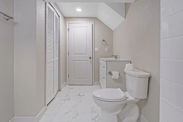 5827 Winnetka Ave N #1 — Photo 14