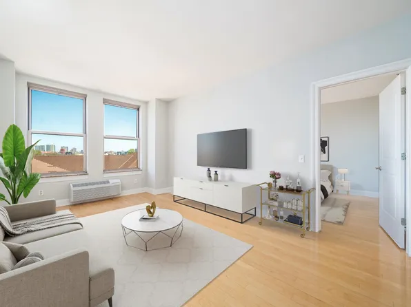 10 Regent St APT 710, Jersey City, NJ 07302