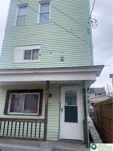227 N Chestnut St, Shenandoah, PA, 17976