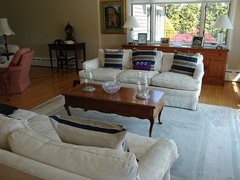 4th image of 54 Sunset Ave