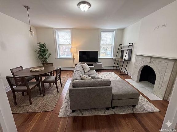 4th image of 126-01 18TH Avenue