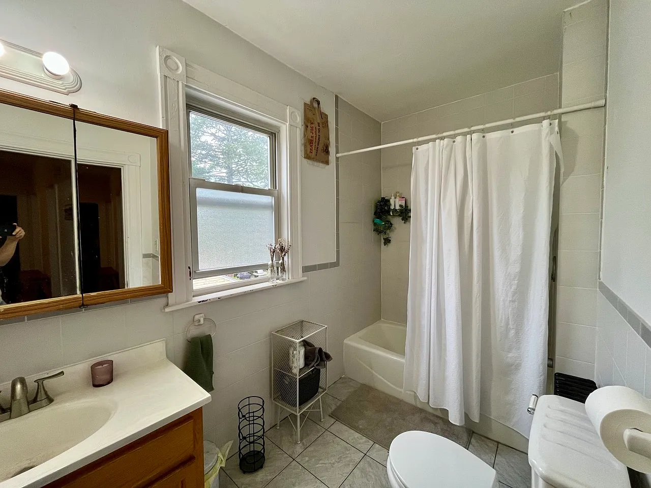 4 bed, 1300 sqft, $3,500 — Photo 4