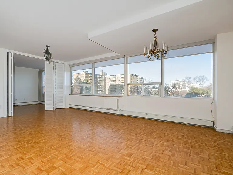 650 Briar Hill Ave — Photo 18