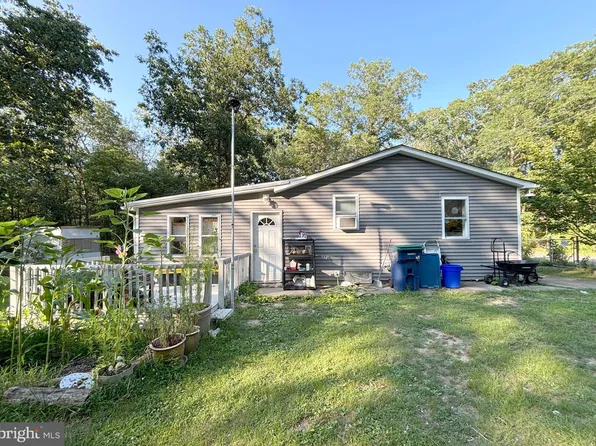 205 Bernadette Ln, Mays Landing, NJ 08330