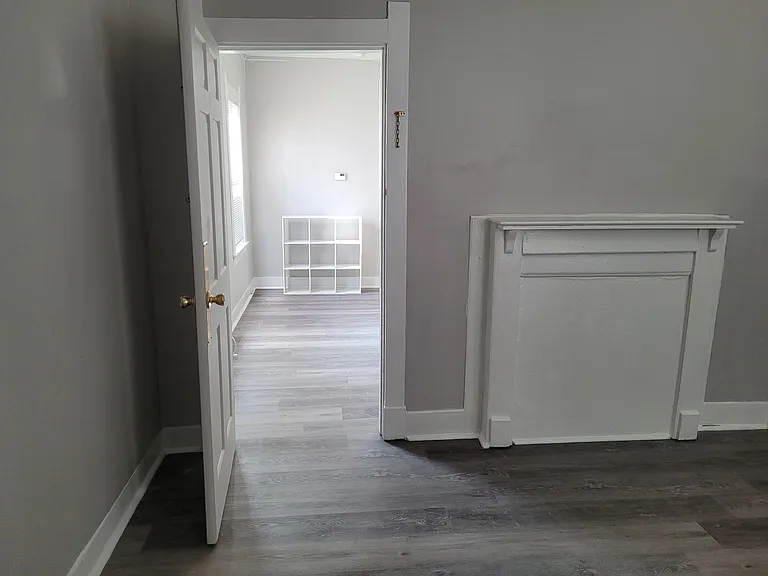112 Boston Ct — Photo 15