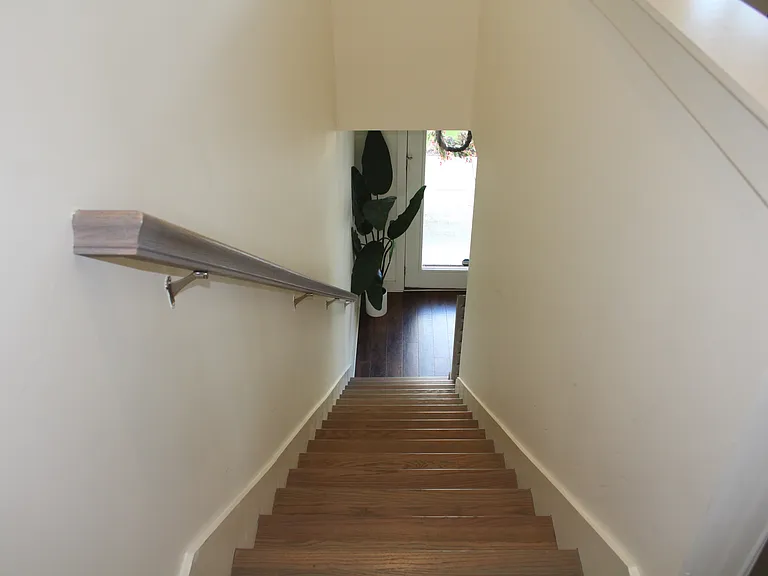 James Ave — Photo 14