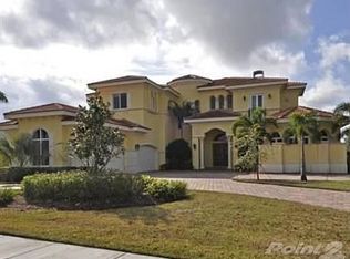 3033 Lake Ridge Ln, Weston, FL 33332