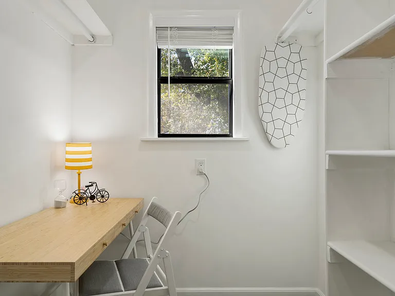 Primary Closet (NOT FURNISHED)