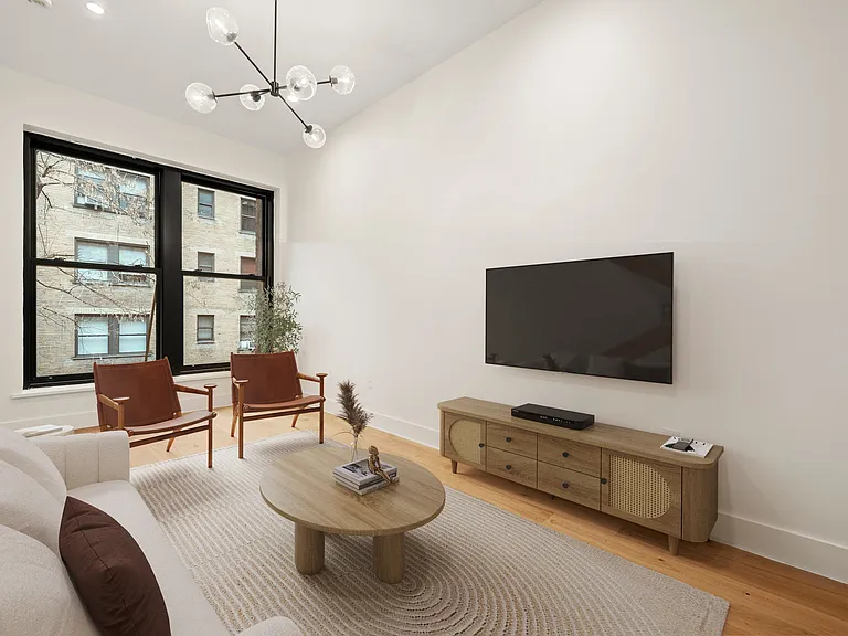 268 W 73rd St #2B — Photo 1