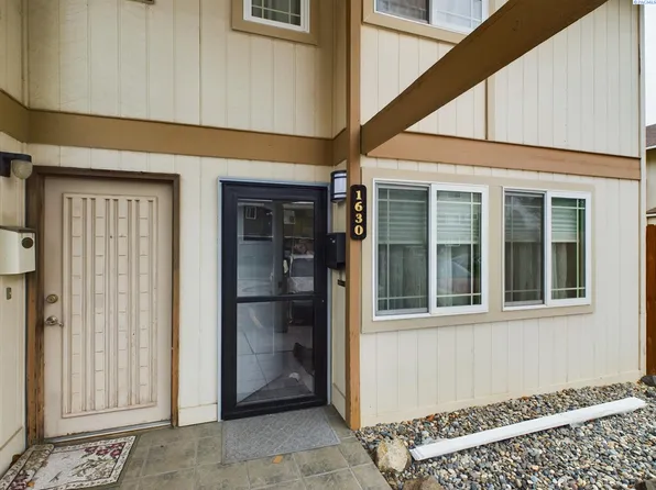 1630 Cherry Ln, Richland, WA 99354