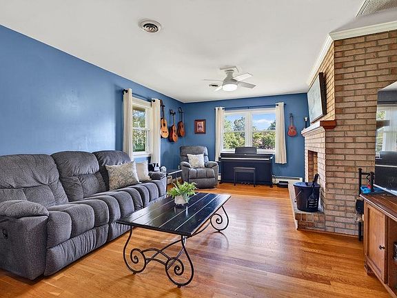 5th image of 1290 Sunset Ln