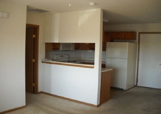 5th image of 228 Wildwood Ct