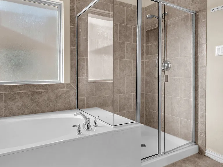 12836 Palancar Dr — Photo 21