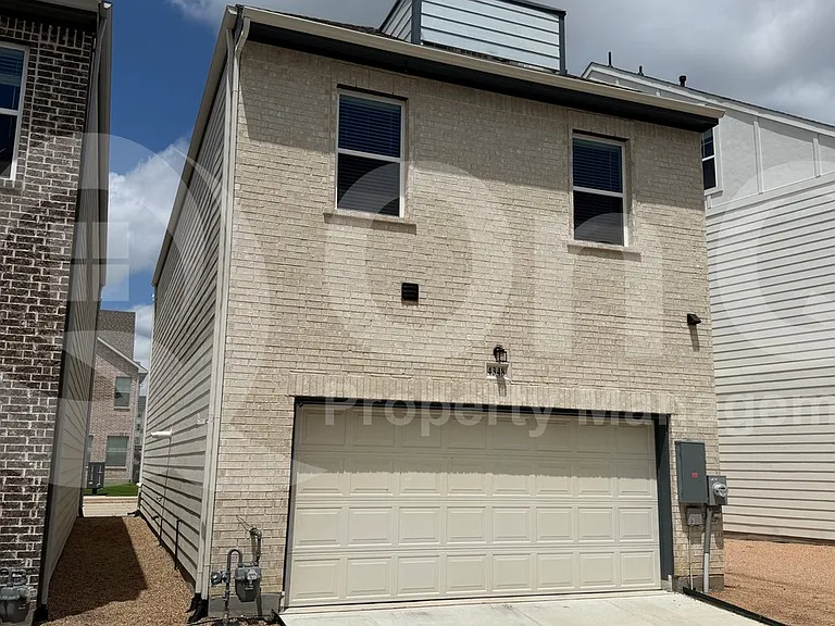 4348 Henderson Ave — Photo 20