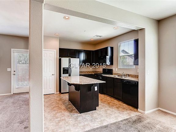 2nd image of 1112 Blakes Field Pl