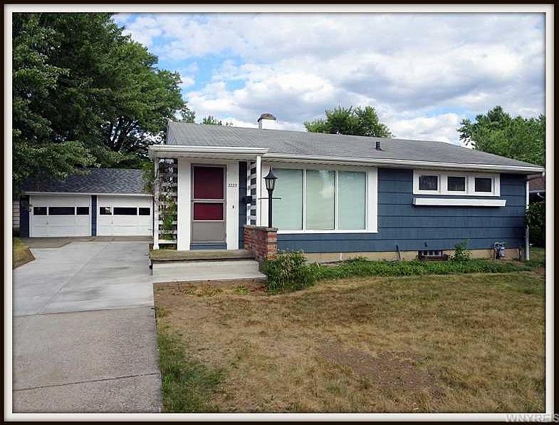 1st image of 2223 Parker Blvd