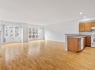 Clarendon Lanes, Ottawa, ON K1N 5S6