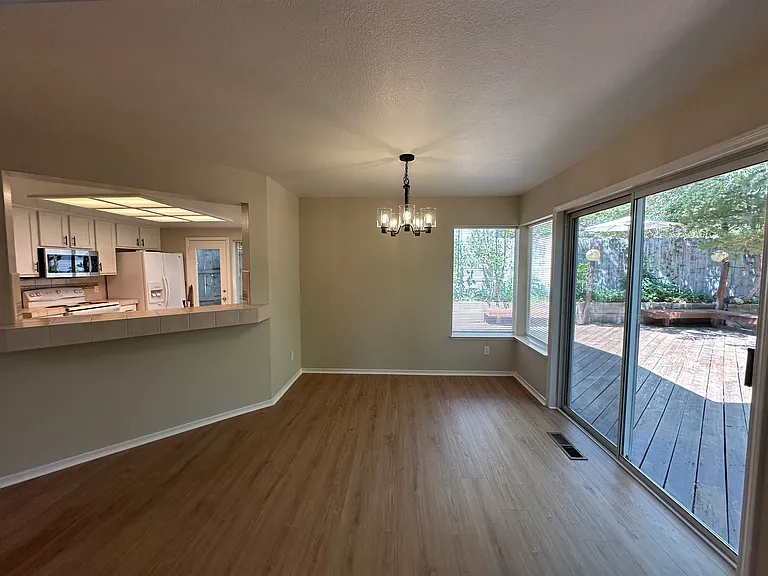2635 Alpine Creek Rd — Photo 6