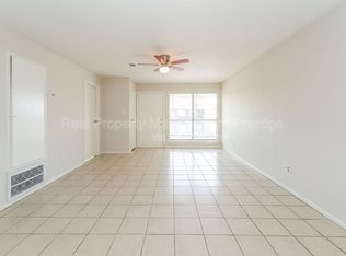 4021 Briar Hollow Dr #4, Dickinson, TX 77539