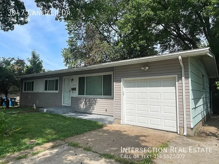 3047 Canfield Dr — Photo 2