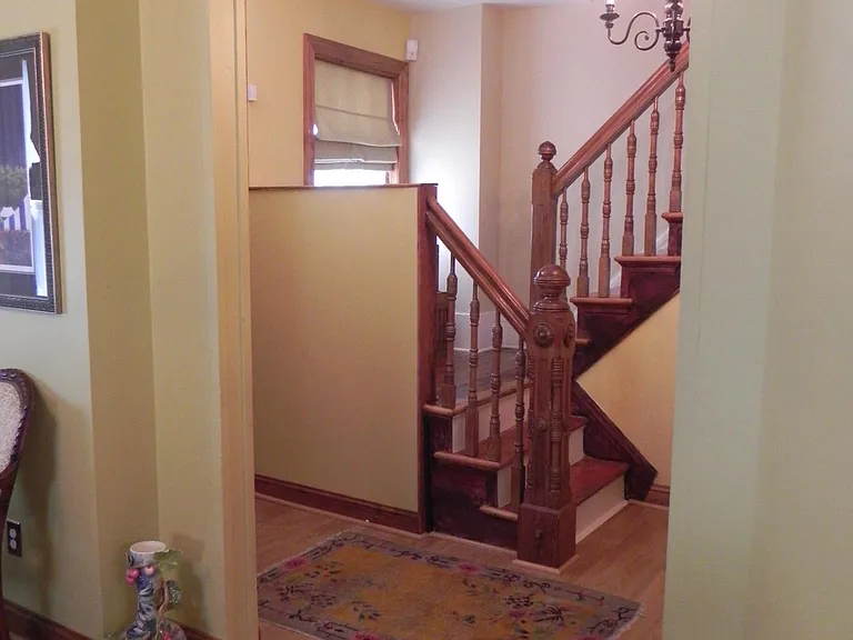 1301 W 9th St — Photo 17