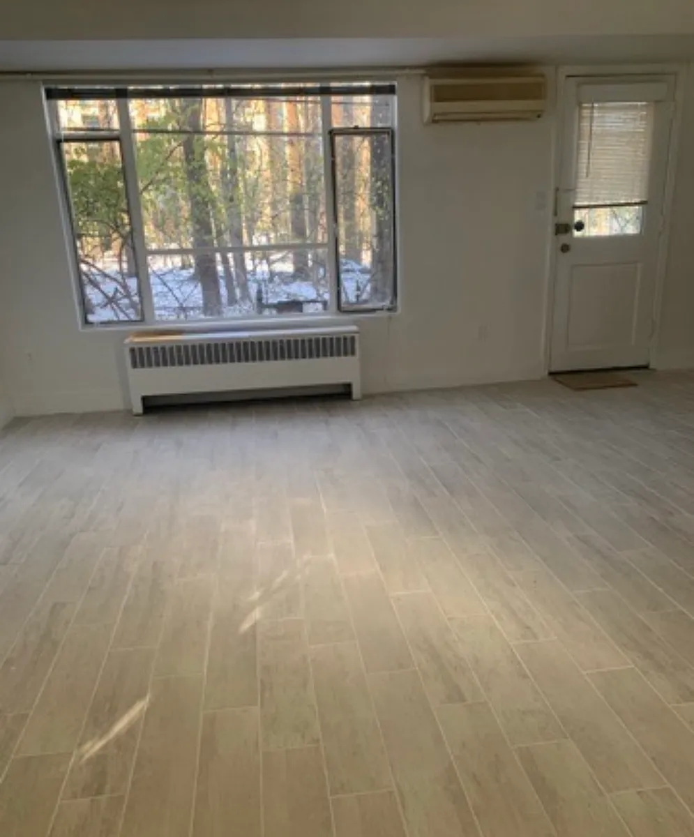 Building Photo - 10408 Montrose Ave #1
