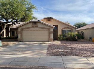 913 E Whitten St, Chandler, AZ 85225