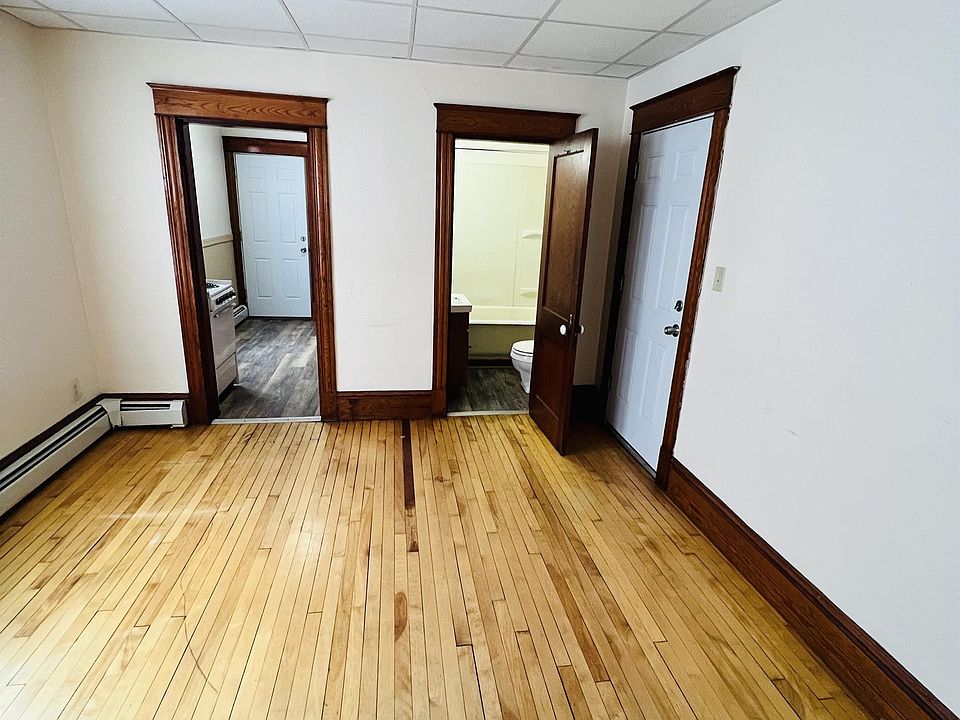 85 Horton Street 1 85 Horton St Lewiston ME Zillow