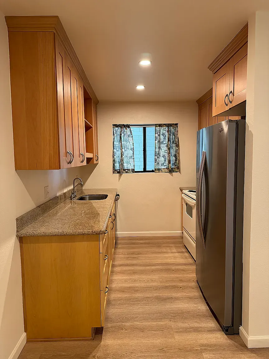 1 bed, 630 sqft, $1,200 — Photo 2