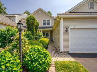 60 Lori Jean Pl, Troy, NY 12182