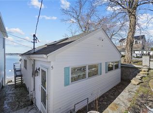 5 Harding Ave, Riverside, RI 02915