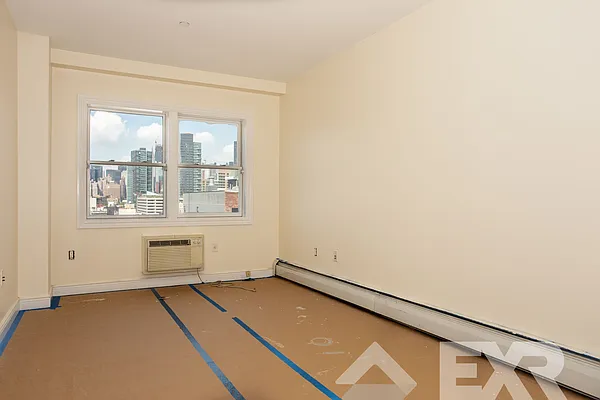 Rented by EXR | media 20