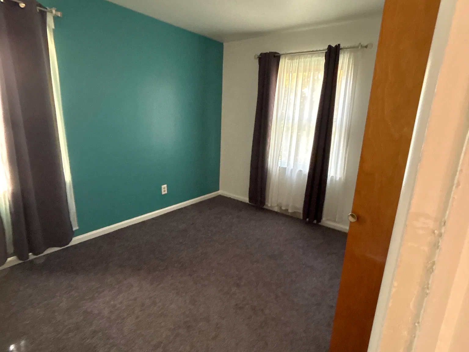 3 bed, 1603 sqft, $2,100 — Photo 4