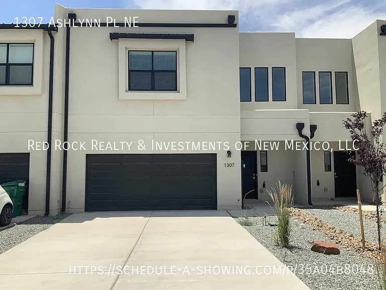 1307 Ashlynn Pl NE — Photo 1