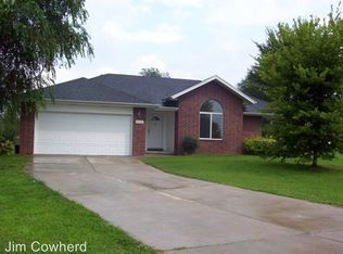 3438 S Leawood Ct, Springfield, MO 65807