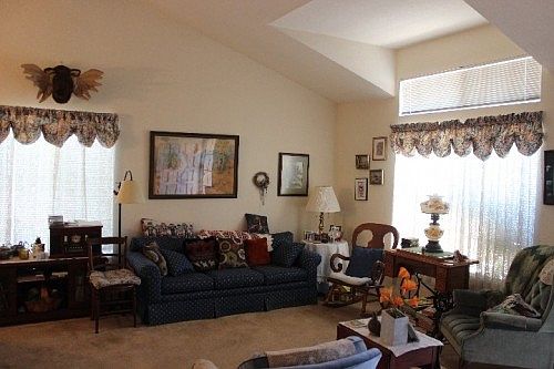 3rd image of 1206 Vista Ave
