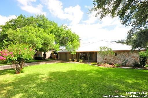 1st image of 2819 Quail Oak St